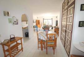 1 bedroom apartment located in the Rodrimar Building in Albufeira.