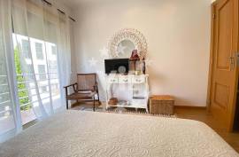OLHÃO - MONCARAPACHO - VILLA - 5 BEDROOMS - TERRACE - GARAGE - SEA VIEW