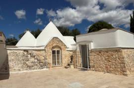 Luxury 3 Villa for Sale In Ostuni Puglia