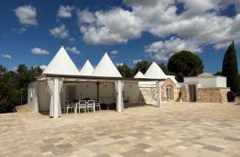 Luxury 3 Villa for Sale In Ostuni Puglia