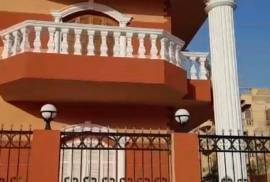 Luxury 10 Bed Villa for Sale In New Cairo