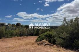 Building plot w/ project approved near Vilamoura, Algarve