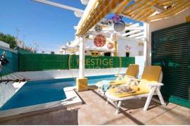 3 Bedroom Villa with Private Pool in Height – Comfort and Tranquility from October to May