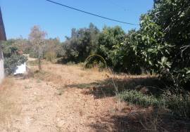 Land with an area of 450 m2 just a few minutes from Loulé.