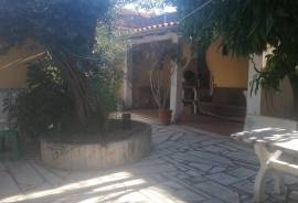 GROUND FLOOR VILLA FOR SALE.