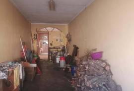 GROUND FLOOR VILLA FOR SALE.