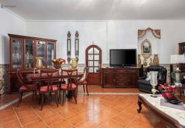 Algarve Charm – Detached Single Storey House with Pool and Garden