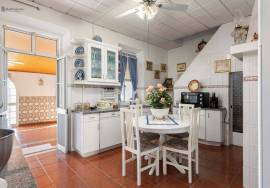 Algarve Charm – Detached Single Storey House with Pool and Garden