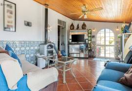 Algarve Charm – Detached Single Storey House with Pool and Garden