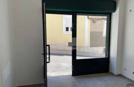 Leasehold | Shop | Paiva Couceiro Square