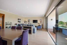 Ferragudo - 2-bedroom single-storey apartment walking distance to the beach