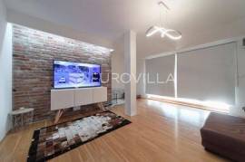 Osijek, Gornji Grad – Beautiful and Spacious Two-Level Apartment for Sale, Net Usable Area 135.62 m²