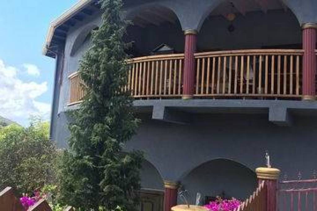 Blue Mahoe Villa