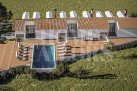 Rustic Land with Developable Plot and Approved Project - Quinta das Machadas, Setúbal