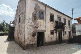 Casa / Villa T4 em Castanheira de Pêra e Coentral de 286,00 m²