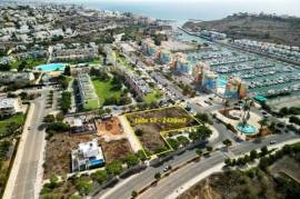 Plot of land with 2420m2, for construction of a building, next to Albufeira Marina, Algarve