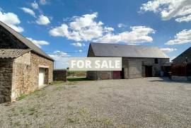 Farm House, Guest Gite and Outbuilding near Mont-St-Michel