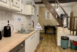 Main House with Guest Gite in Quiet Setting