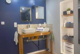 Main House with Guest Gite in Quiet Setting