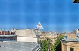 3 Pieces Dernier Etage | Mairie Du 18e - Paris 75018