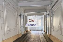 3 Pieces Dernier Etage | Mairie Du 18e - Paris 75018