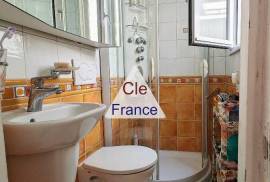 3 Pieces Dernier Etage | Mairie Du 18e - Paris 75018