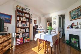 3 Pieces Dernier Etage | Mairie Du 18e - Paris 75018