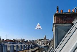 3 Pieces Dernier Etage | Mairie Du 18e - Paris 75018