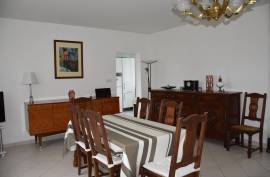 Single Storey House in Calm Setting