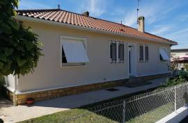 Single Storey House in Calm Setting