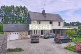Detached House with Landscaped Garden