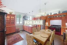 Large Stone Built Property With Garden
