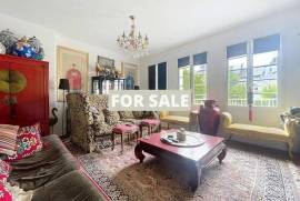 Large Stone Built Property With Garden