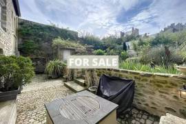 Large Stone Built Property With Garden