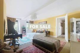 Large Stone Built Property With Garden