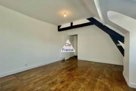 Recently Renovated Duplex Apartement