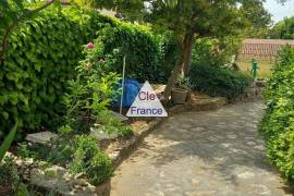 Villa with Garden, Lovely Family Home