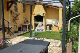 Villa with Garden, Lovely Family Home