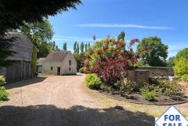 Exceptional Period Property with Lake and Garden