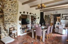 Superb Detached House with Above Ground Pool
