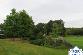 Stunning Detached House with Landscaped Gardens