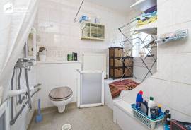 2 bedroom, Terraced House for sale