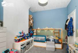 3 bedroom, Detached house for sale