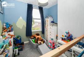 3 bedroom, Detached house for sale