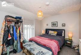 2 bedroom, Terraced House for sale