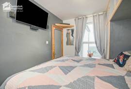 4 bedroom, Terraced House for sale