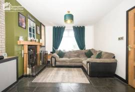 4 bedroom, Terraced House for sale