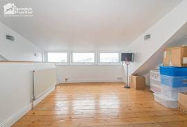 4 bedroom, Terraced House for sale