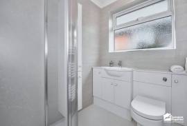 3 bedroom, Detached bungalow for sale