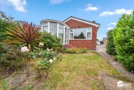 3 bedroom, Detached bungalow for sale